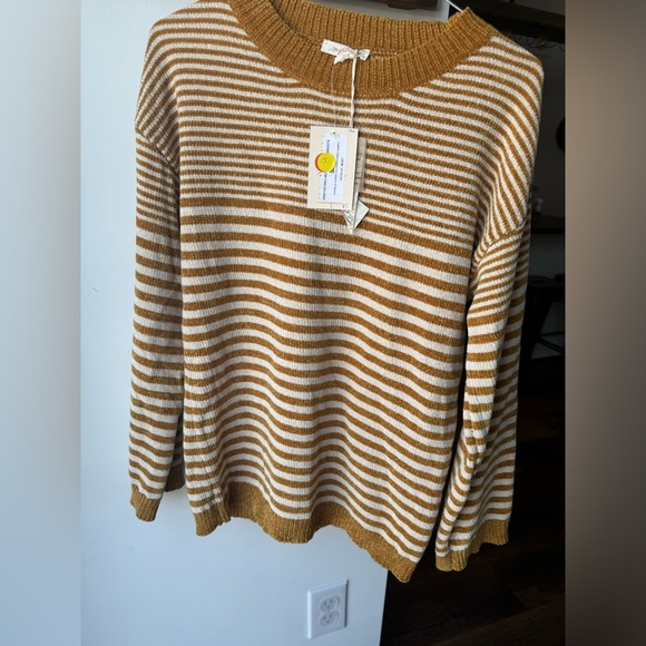 Mystree Sweaters - Nwt mystree chenille feel sweater mustard small